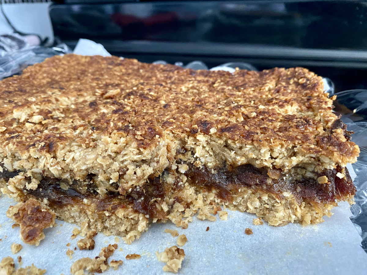 Carrés aux dattes maison