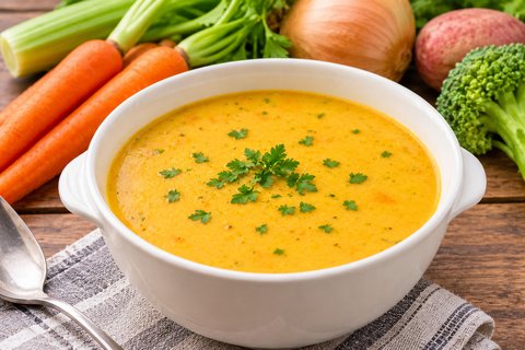 Potage de légumes maison